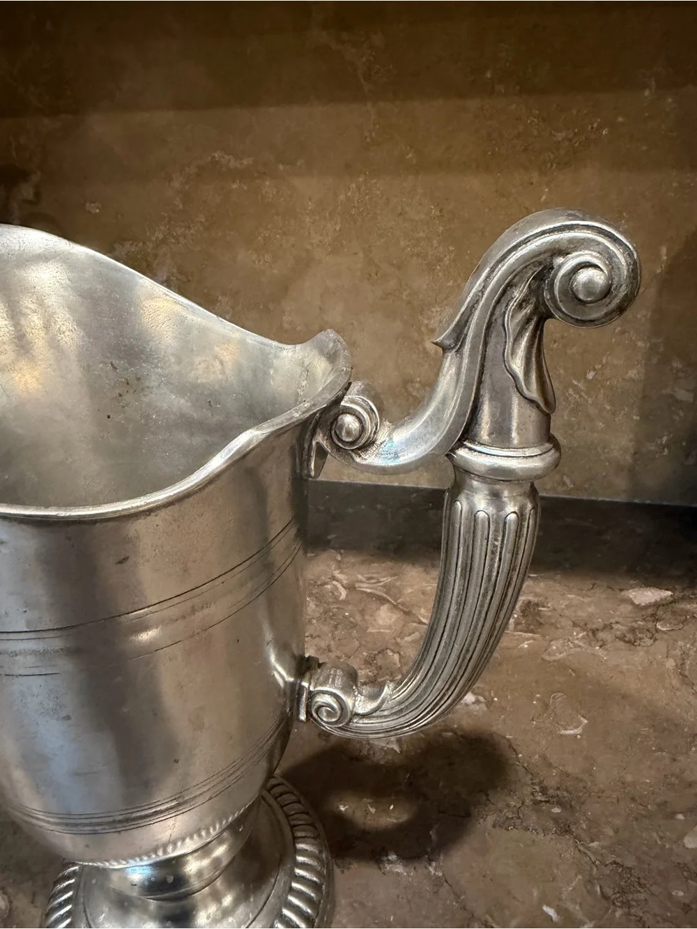 Arte Italica Peltro Romana Pitcher